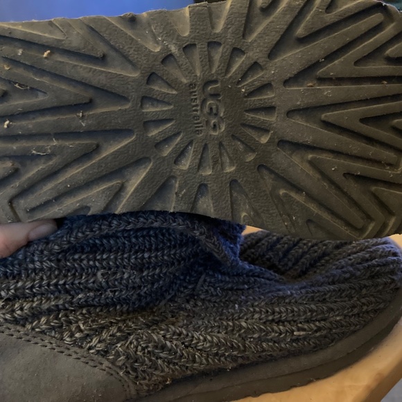 Gray Crochet Uggs - Picture 4 of 6